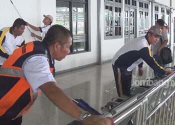 Cegah Covid19, Polisi dan Pemda Bersihkan Stasiun