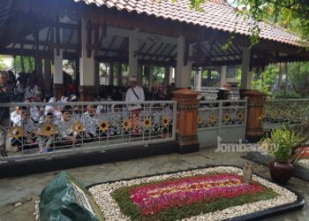 Komplek Makam Gus Dur Ditutup