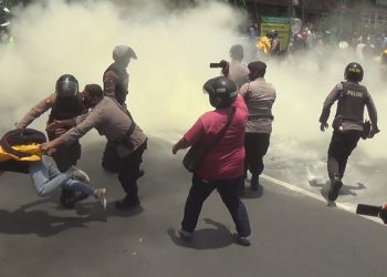 Unjukrasa Tolak Omnibus Law Ricuh, Satu Mahasiswa Ditangkap