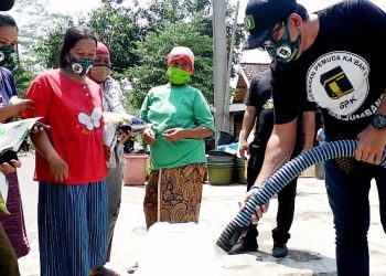 Terdampak Kekeringan, GPK Jombang Droping Air Bersih