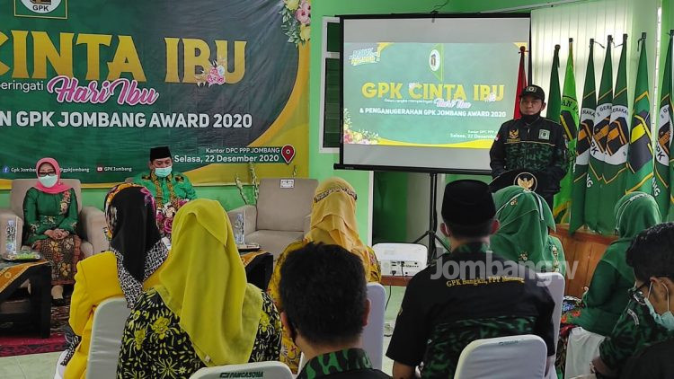 Peringati Hari Ibu, GPK Jombang Berikan Penghargaan untuk Wanita Tangguh