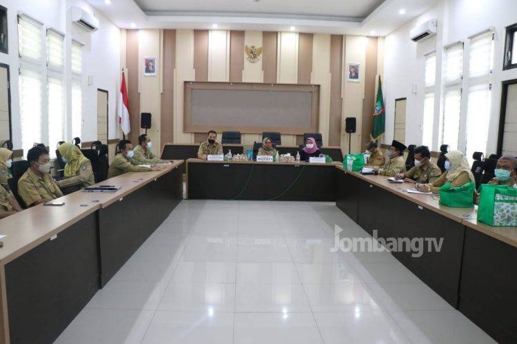 Bupati Jombang Pimpin Rakor Kerjasama Dispendukcapil dan Pengadilan Agama