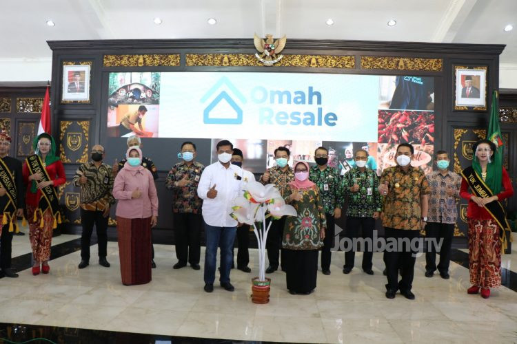 E-Commerce Omah Resale Dilaunching Bupati Jombang