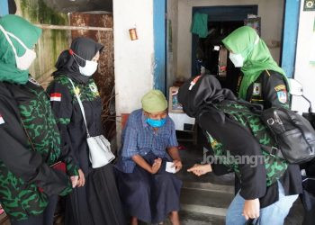 Hari Kartini, Srikandi GPK Jombang Lakukan Aksi Sosial