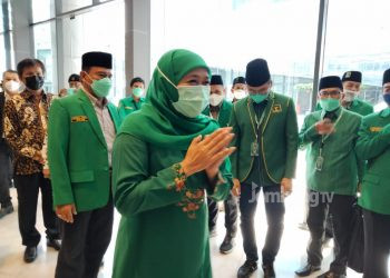 Kedatangan Khofifah di Muswil IX PPP Jatim, Bentuk Dukungan Simbolik untuk Mundjidah Wahab