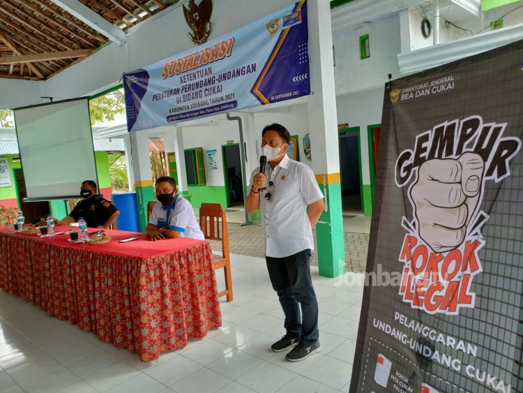 Masyarakat Bawangan Antusias Ikuti Sosialisasi Cukai