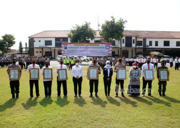 Polres Jombang Terima Penghargaan dari TRC Perlindungan Perempuan dan Anak
