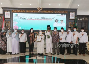 Tingkeban Masal Yang Digelar Pemkab Jombang Pecahkan Rekor MURI