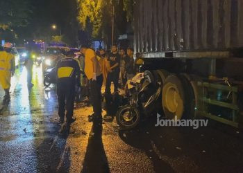 Pengendara Motor Tewas Tabrak “Pantat” Truk Trailer