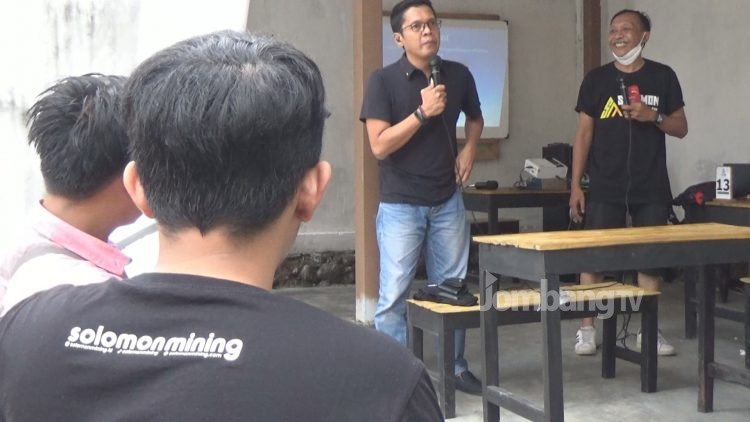 Mau Tahu Bedanya Trading dan Mining, Begini Penjelasannya