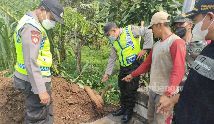 Dua Mortir Aktif Ditemukan Warga Panglungan Wonosalam Saat Gali Pondasi Kandang Sapi