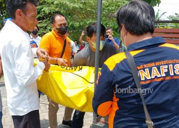 Geger Perempuan Ditemukan Tewas di Sungai Turipinggir