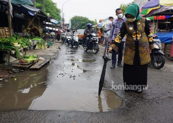 Respon Cepat Bupati Jombang Tanggapi Keluhan Jalan Rusak