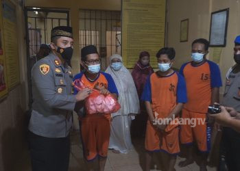 Ramadan, Tahanan Polres Jombang Tadarus Alqur’an dan Bukber Sate Kambing