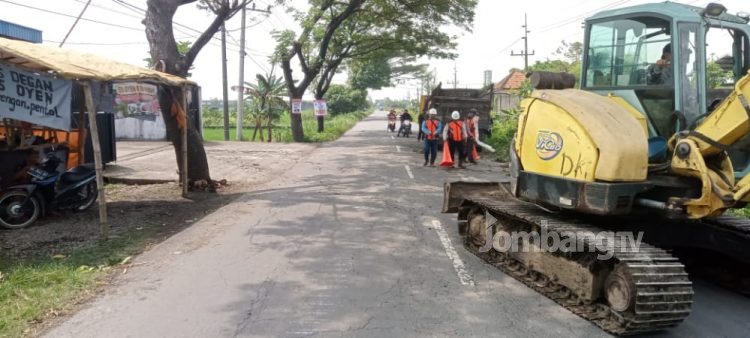 Tingkatkan Kualitas Jalan, PUPR Jombang Terjunkan Tim URC