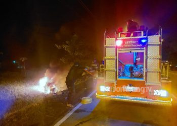 Sopir Mengantuk, Mobil Terjun ke Sawah dan Terbakar