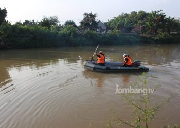 Berenang Sebrangi Sungai Gunting, Siswa SMP Hilang Tenggelam