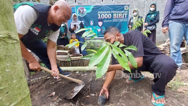 Gerakan Cinta Alam, GPK Jombang Canangkan Penanaman 1000 Bibit Pohon