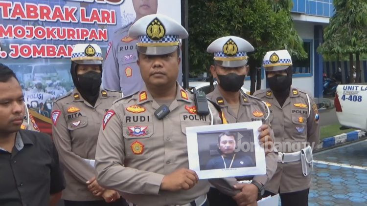 Satlantas Polres Jombang Tangkap Sopir Truk Gandeng yang Senggol Ibu dan Anak