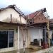Hujan Es dan Angin Kencang Terpa Rumah Warga di Desa Barongsawahan
