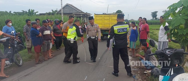 Gagal Salip Dump Truk, Mahasiswi Meninggal Dunia