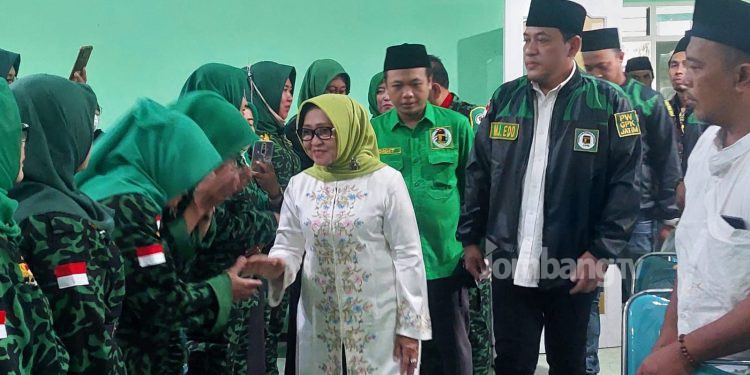 Ketua DPW Partai Persatuan Pembangunan (PPP) Jawa Timur, Hj Mundjidah Wahab, saat menghadiri rapimcab PC GPK Jombang