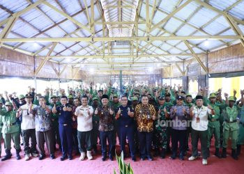 Gempur Rokok Ilegal, Satpol PP Jombang Libatkan Satlinmas