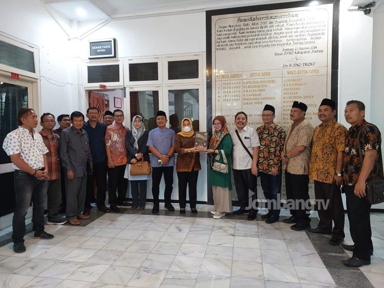 Dewan Jombang Terima Kunjungan DPRD Kabupaten Gresik