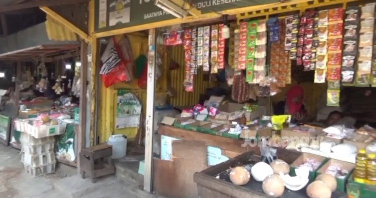 Harga Sembako Melonjak Jelang Nataru, Daya Beli Masyarakat Turun