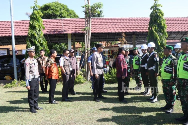 Amankan Nataru Polres Jombang Siagakan Ratusan Personil