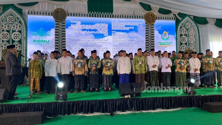 PCNU Kabupaten Jombang Melantik 13 MWCNU dan 130 PRNU Masa Khidmat 2023 – 2028