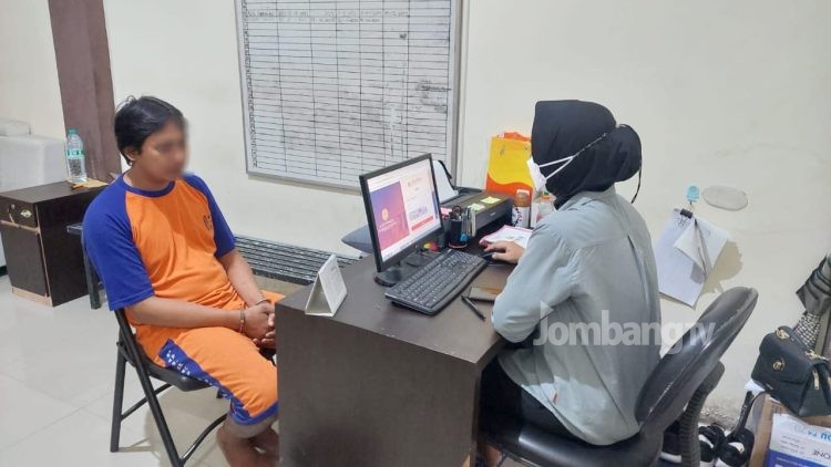 Barter Sabu Sabu Dengan Ayam Jantan, Pemuda Asal Bandar Kedungmulyo Ditangkap
