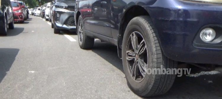 Empat Kali Kontra Flow, Pemudik di Jalur Arteri Jombang Masih Terjebak Macet