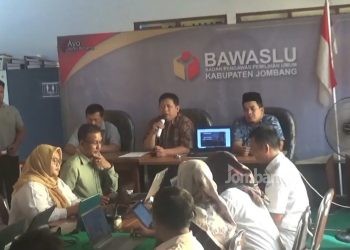 Bawaslu Jombang Evaluasi Kinerja Panwascam, Ada Apa?