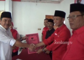 Tinggalkan Mundjidah, Sumrambah Cari Rekom Sebagai Bacabup Jombang ke PDIP