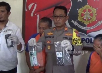 Copet 5 HP Warga Jombang, Nenek 7 Cucu Warga Kediri Ditangkap Polisi