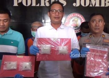 Bawa Sabu Senilai 500 Juta, Sukro dan Pasangannya Ditangkap