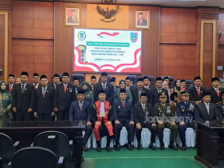 Anggota DPRD Jombang Periode 2024 – 2029 Resmi Dilantik