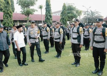 Pastikan Kamtibmas Aman dan Kondusif, Ratusan Personel Polres Jombang Disebar ke TPS