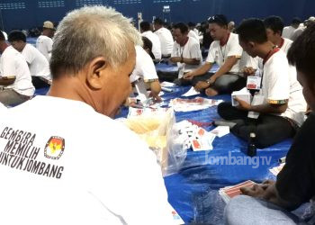 Pelipatan Surat Suara Pilkada Serentak 2024, Ratusan Anggota PPS dan PPK Jombang Dilibatkan