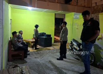 Tempat Karaoke di Permukiman Warga Digrebek Polisi