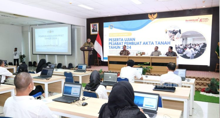 Buka Ujian PPAT 2024, Wamen Ossy Harapkan PPAT Turut Dukung Layanan Pertanahan yang Adil, Merata, dan Berkesinambungan