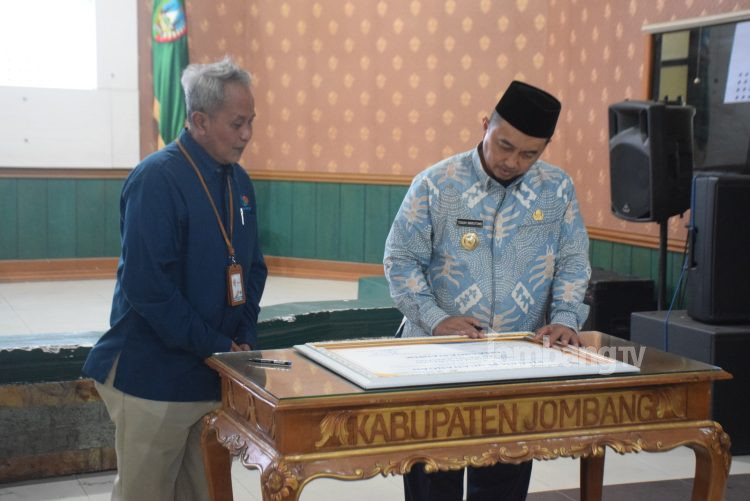 Dorong Pembangunan Berbasis Data, Pemkab Jombang Launching Program Desa dan Kelurahan “Cantik”