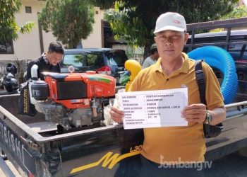 Kelompok Tani Dusun Kambingan Kabuh Jombang, Terima Bantuan Pompa Air Diesel dari DBHCHT