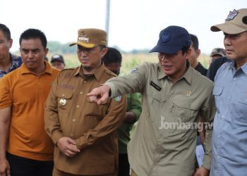 Dampingi Menteri Lingkungan Hidup, Pj Narutomo Tinjau Pengolahan Limbah Tahu dan Slag Alumunium