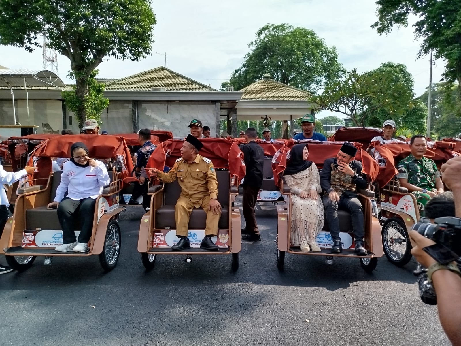 Becak Listrik dari Pak Presiden, Harapan yang Menepi di Pendopo Jombang