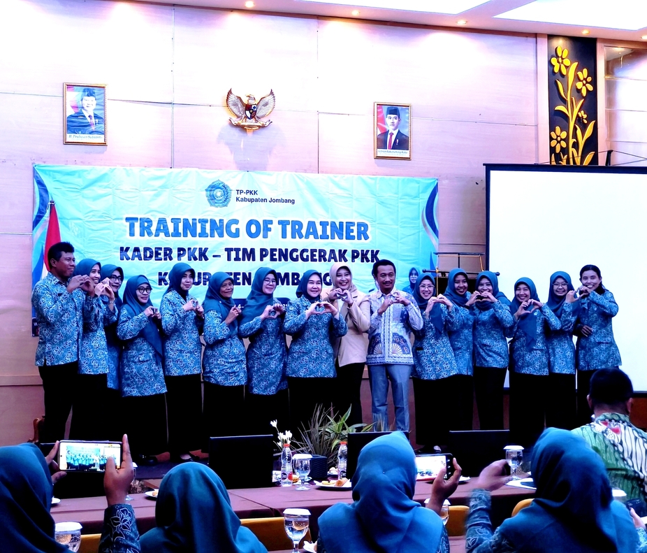 PKK Jombang Naik Level! TOT 2025 Siapkan Kader Kompeten