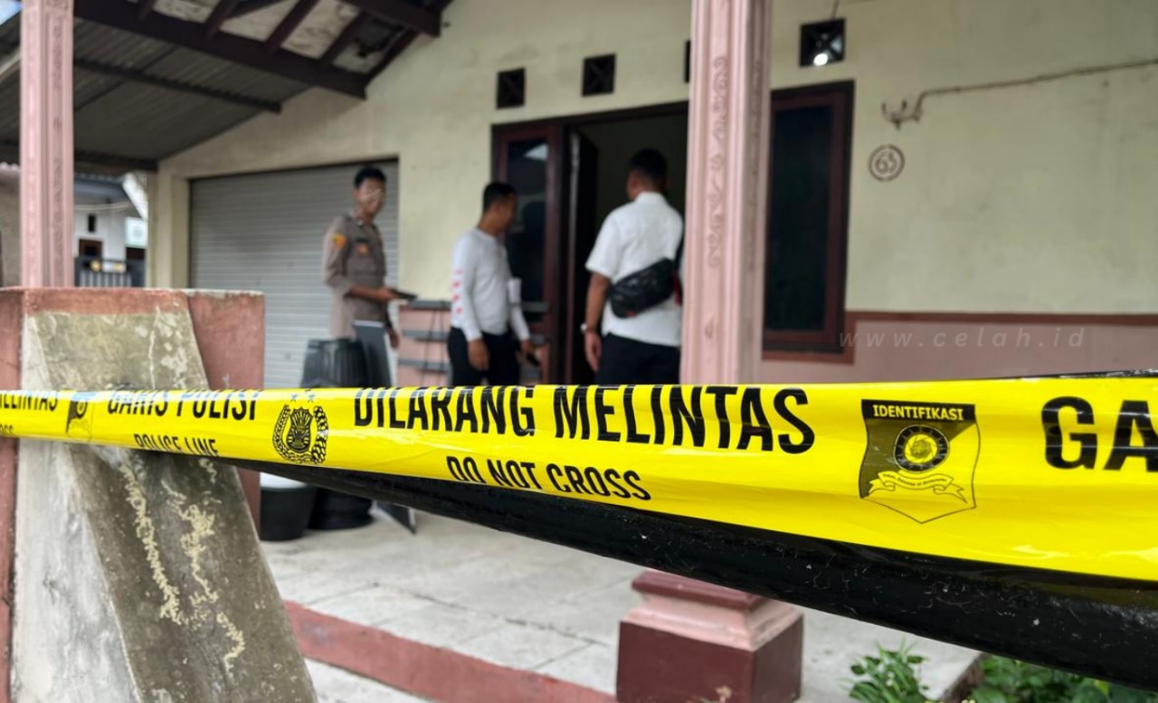 FOTO: Rumah kontrakan di Mojongapit Jombang yang dijadikan kebun ganja/celah.id./jombang.tv
