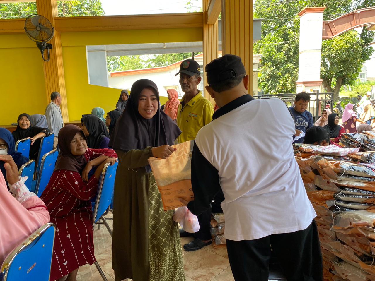Sedekah Ramadhan AFCO Jangkau Seluruh Desa di Jombang, Tiap Desa Terima 300–700 Paket