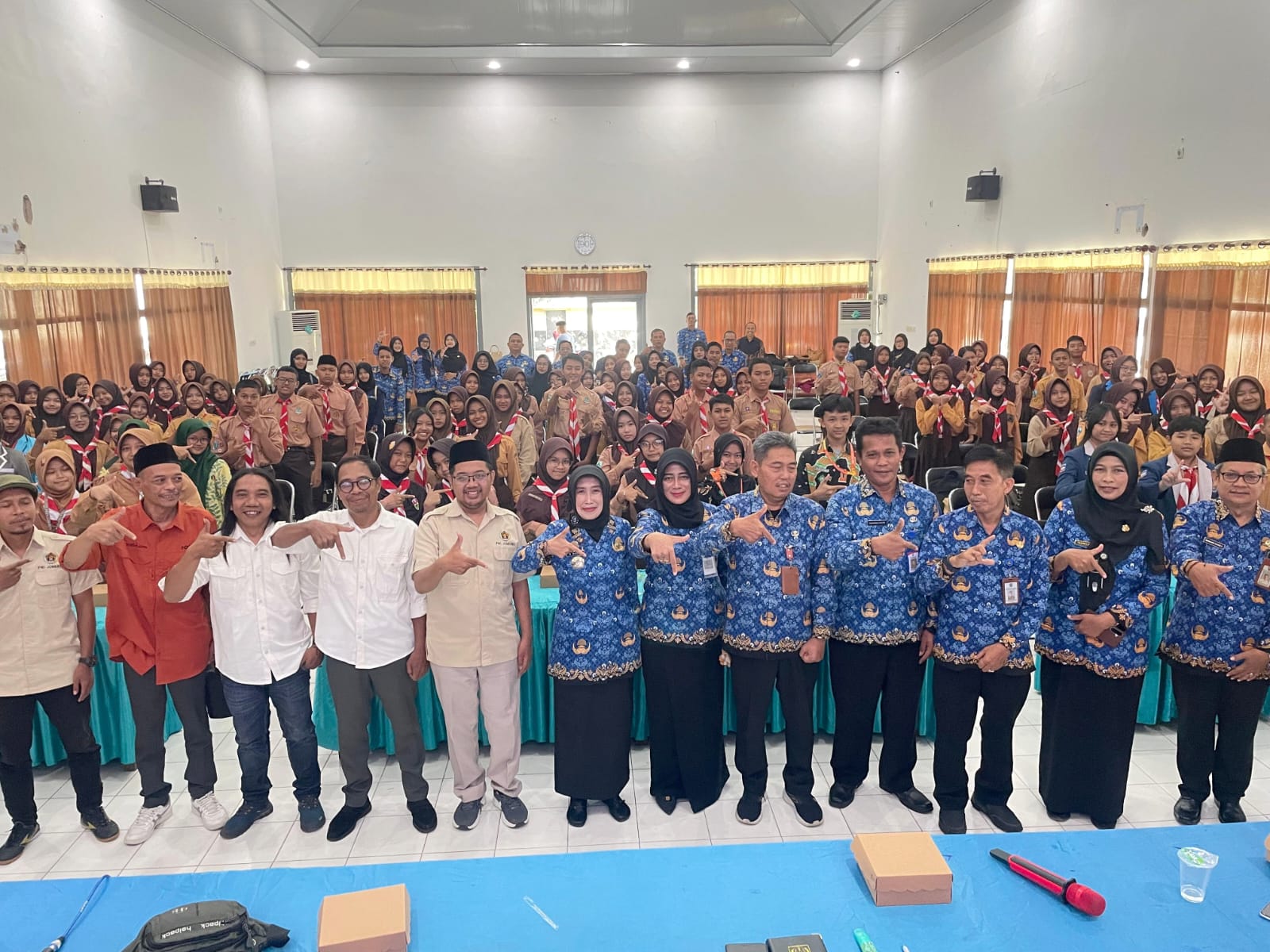 Perkuat Literasi Digital, PWI Jombang gandeng MKKS Bekali Siswa SMP Keterampilan Jurnalistik